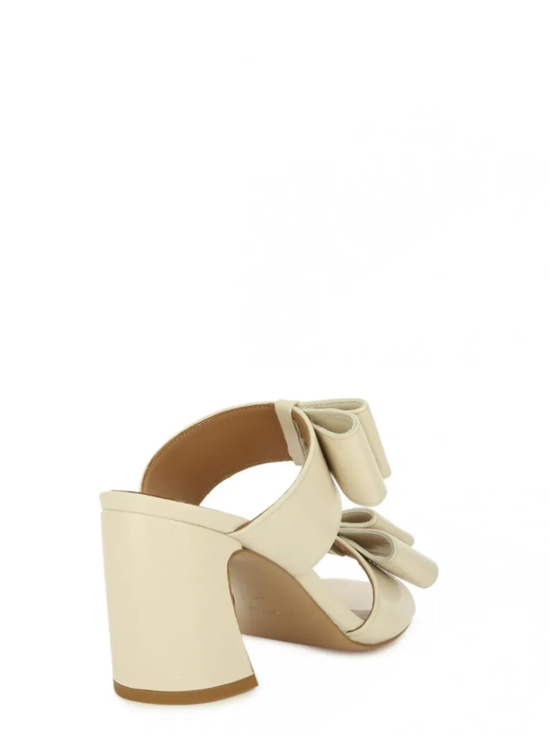 L6702 VANILLA