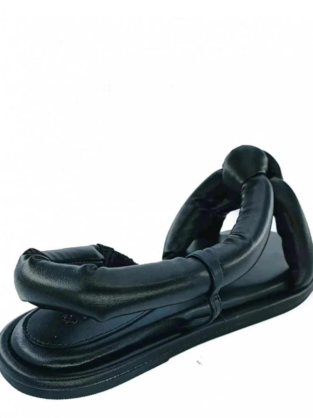 S205740069 BLACK